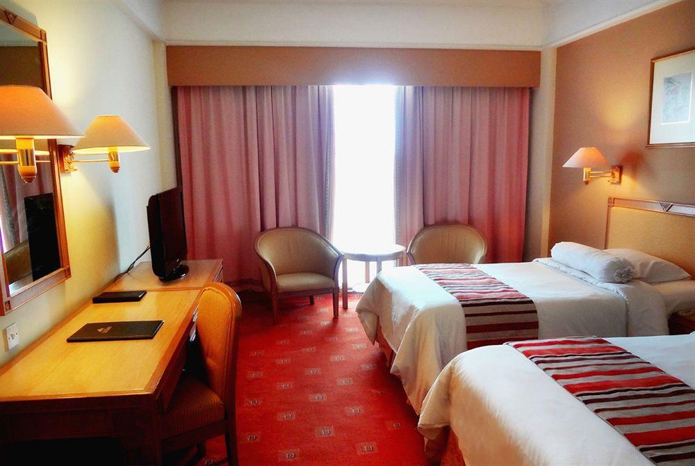 Tiara Medan Hotel & Convention Center Eksteriør billede